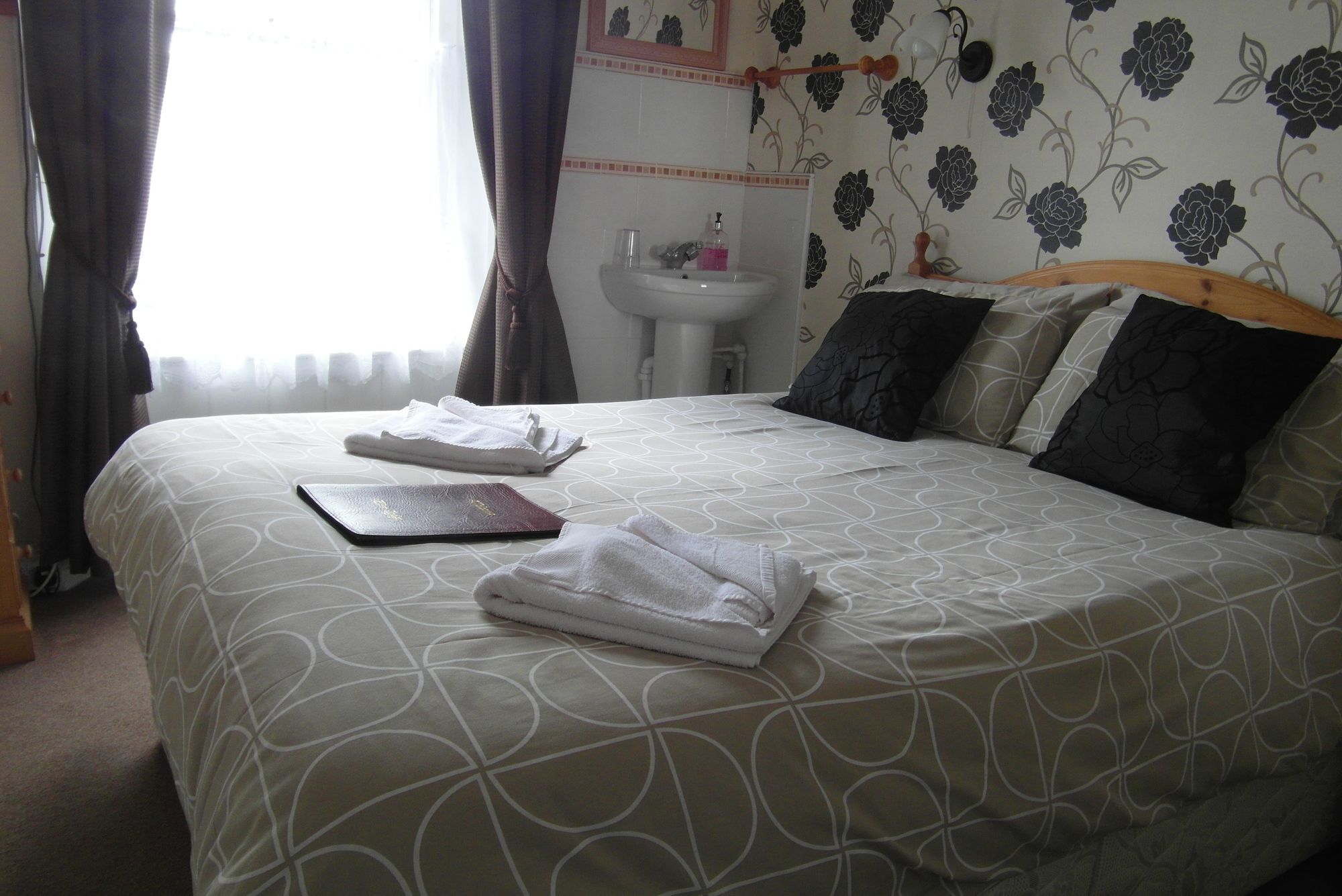 Puddle Duck Lodge - Adults Only Bowness-on-Windermere Dış mekan fotoğraf